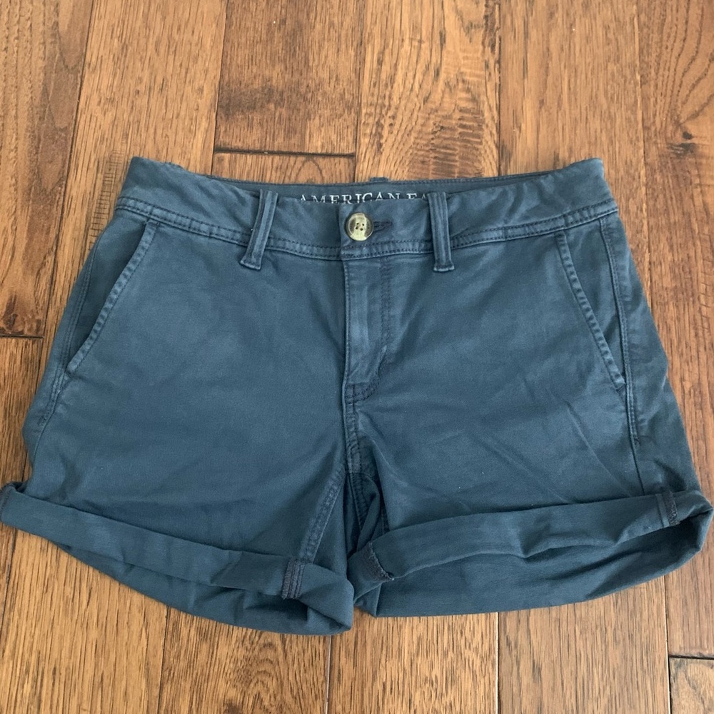 AMERICAN EAGLE Blue Kaki Shorts